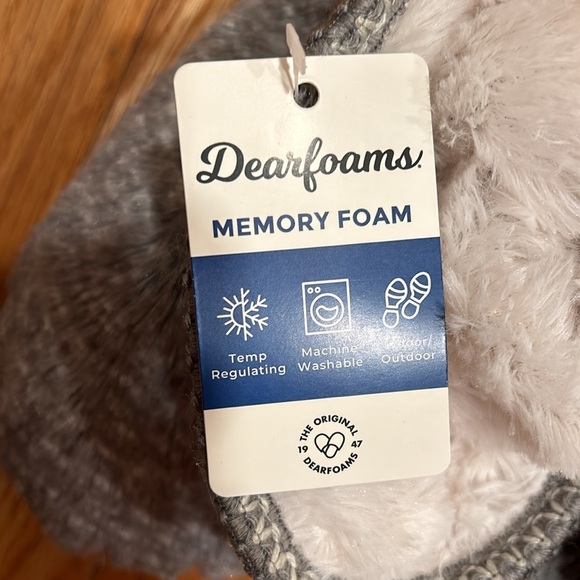 Dearforms Memory Form Ladies Fuzzy Slippers NWT - Picture 5 of 8